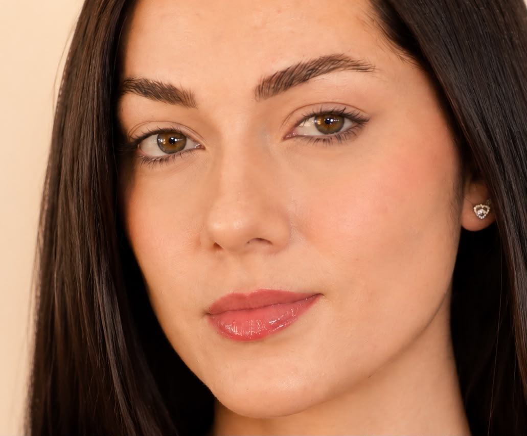 Luiza Nadin, terapeuta integrativa, mentora e criadora da Operação Virada